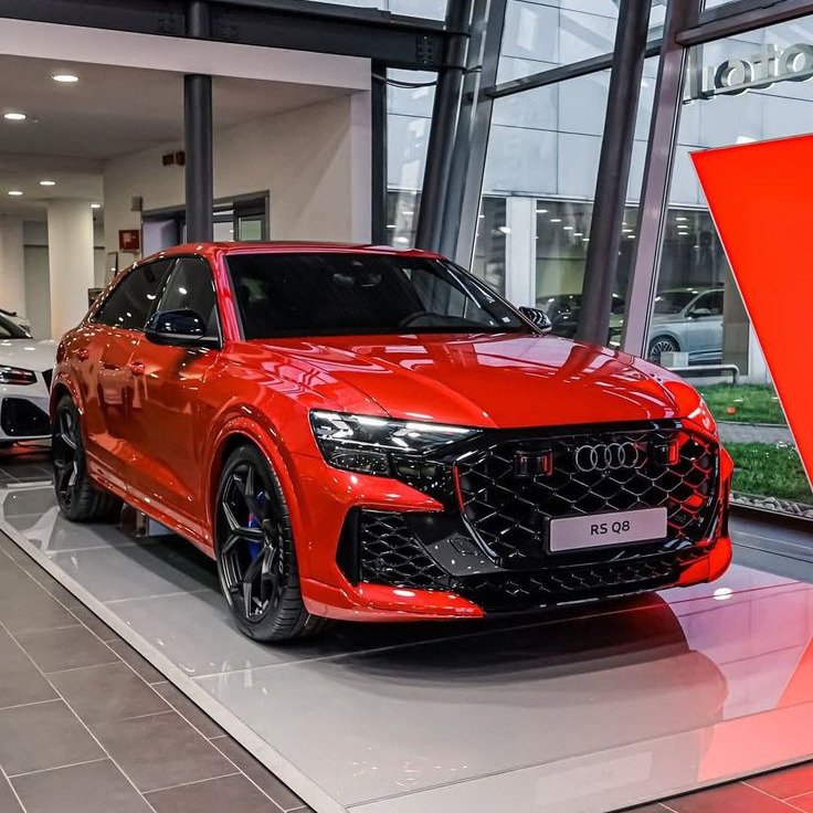 audi rsq8